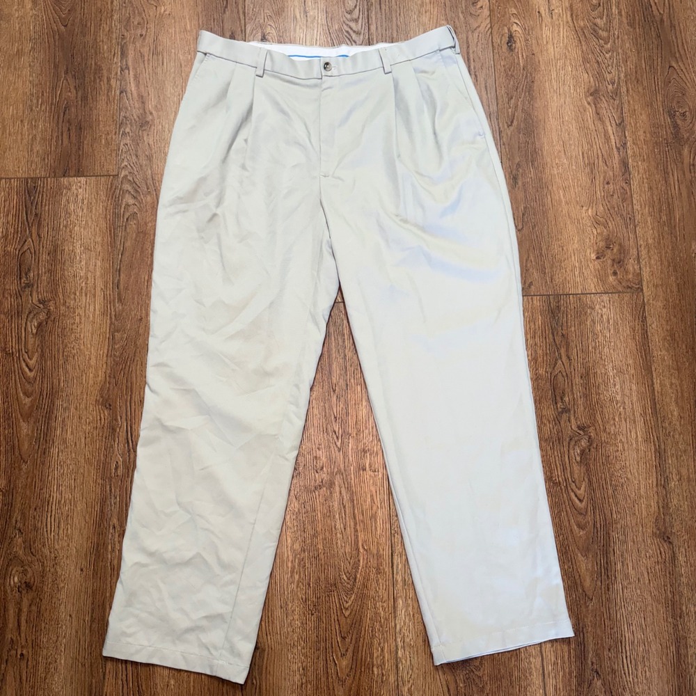 Haggar Mens Pleated Dress Pants 40x32 Beige Straight Trousers business casual
